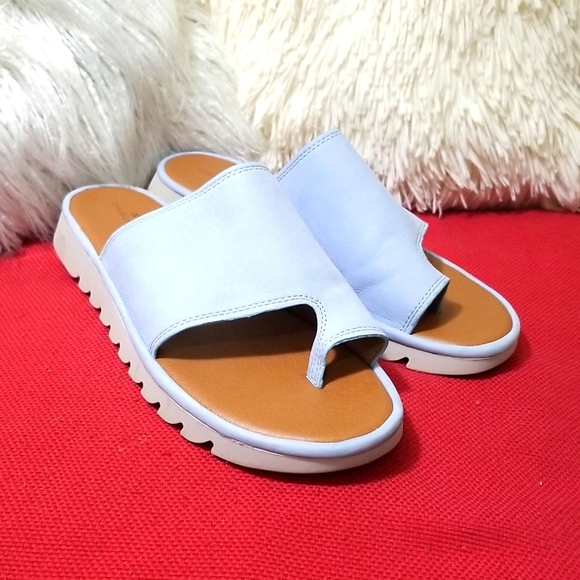 C.A.S.L.O.N SANDALS - Picture 3 of 10